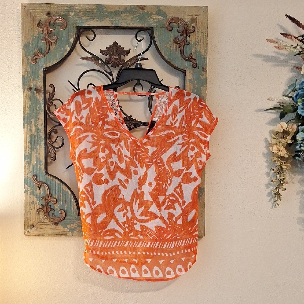 The Limited Orange and White Sheer Graphic Cap Sleeve Blouse. NWOT Size SMALL
